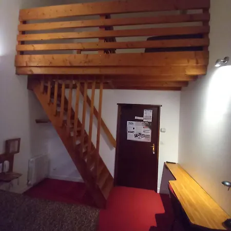 Le Saint Martin فندق فيرنوي ديفري ديتون